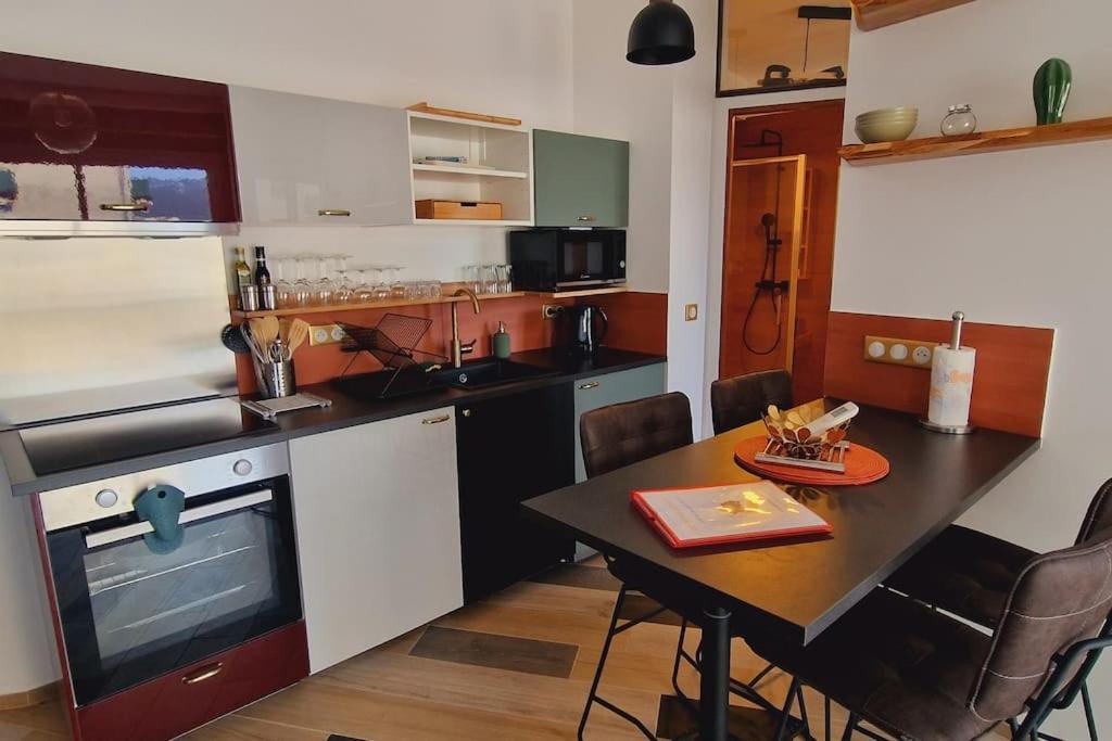 Magnifique Appartement Avec Balcon Vue Mer A L'Entree D'Ajaccio Ajaccio  Exterior foto